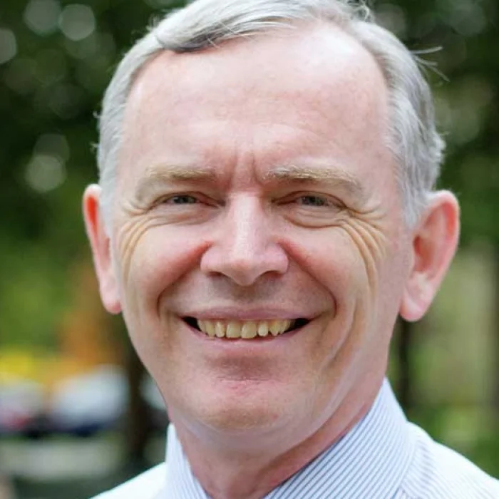 Iain M Duguid