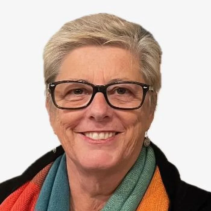 Janet Benge
