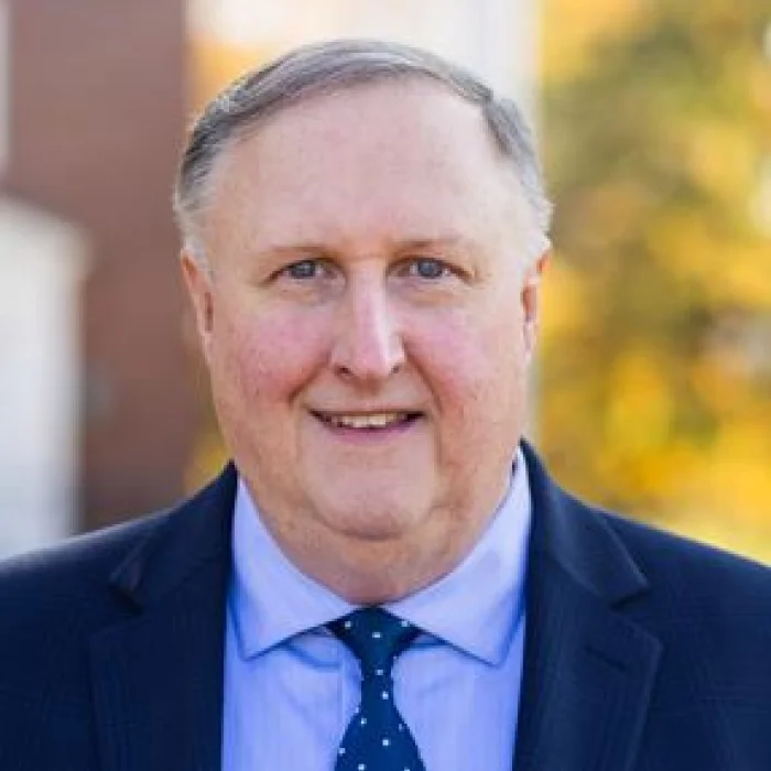 Robert D Jones