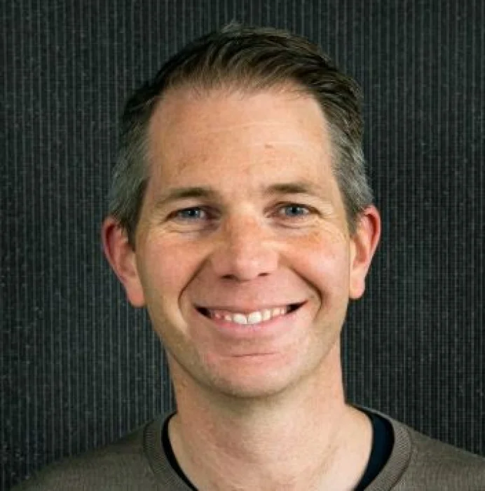Des Smith